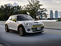 2020 MINI Cooper SE Electric - Front Three-Quarter