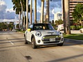 2020 MINI Cooper SE Electric - Front Three-Quarter