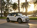 2020 MINI Cooper SE Electric - Front Three-Quarter