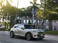 2020 MINI Cooper SE Electric - Front Three-Quarter