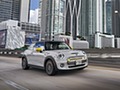 2020 MINI Cooper SE Electric - Front Three-Quarter