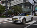 2020 MINI Cooper SE Electric - Front Three-Quarter