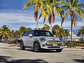 2020 MINI Cooper SE Electric - Front Three-Quarter