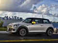 2020 MINI Cooper SE Electric - Front Three-Quarter