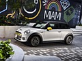 2020 MINI Cooper SE Electric - Front Three-Quarter