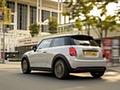 2020 MINI Cooper SE Electric - Rear Three-Quarter