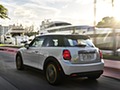 2020 MINI Cooper SE Electric - Rear Three-Quarter