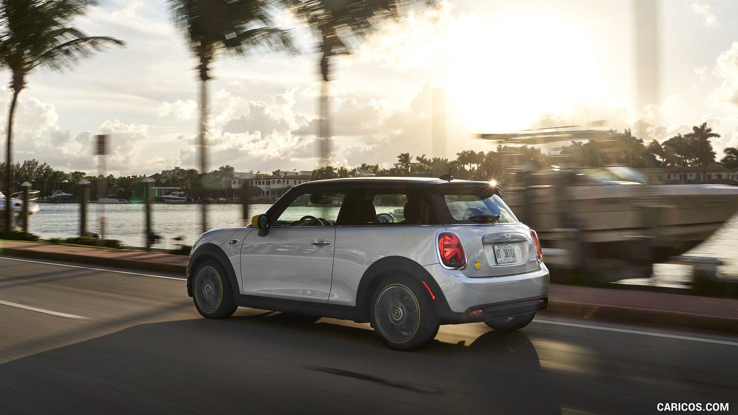 2020 MINI Cooper SE Electric - Rear Three-Quarter, #144 of 421