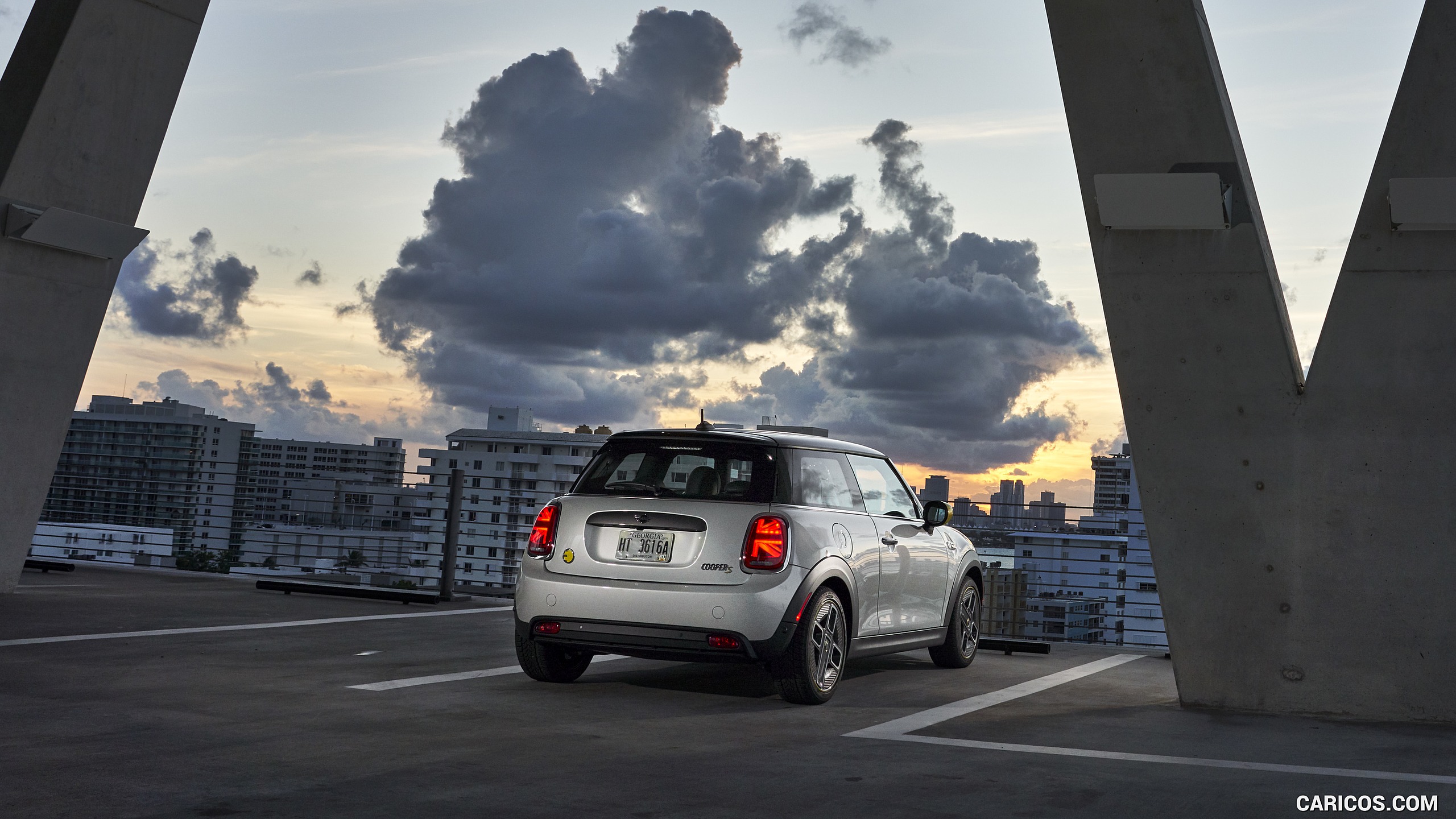 2020 MINI Cooper SE Electric - Rear Three-Quarter, #360 of 421