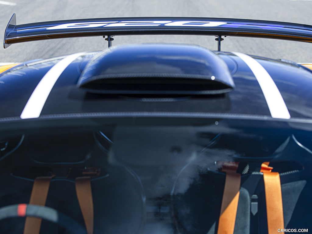 2020 McLaren 620R - Detail