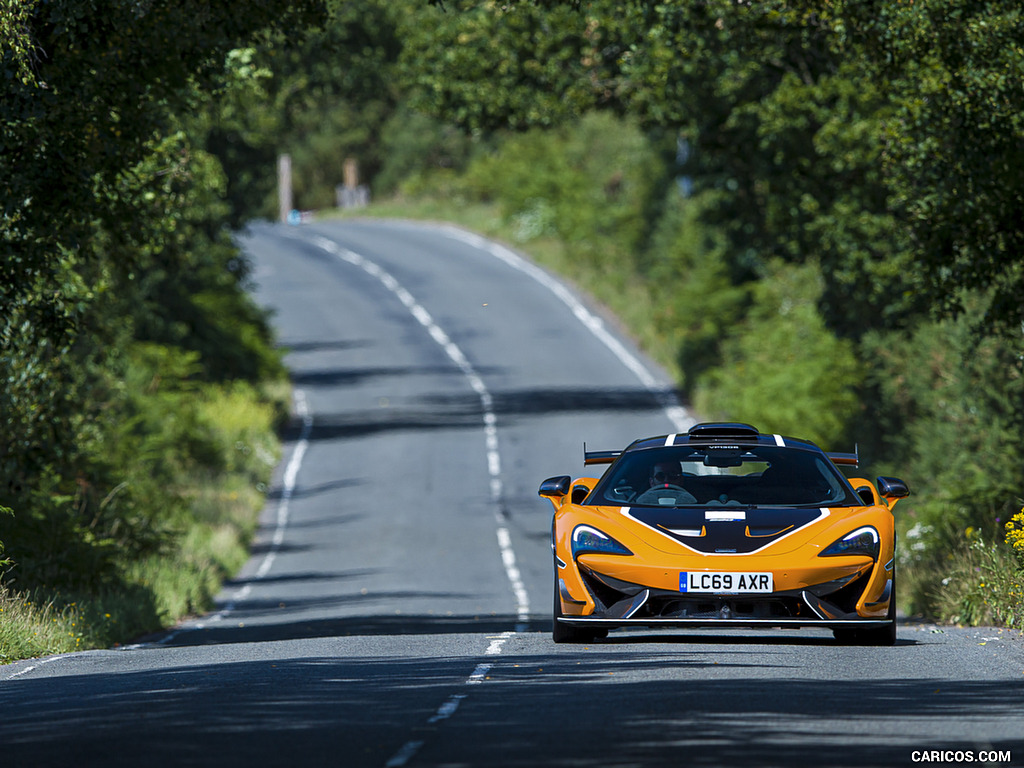 2020 McLaren 620R - Front