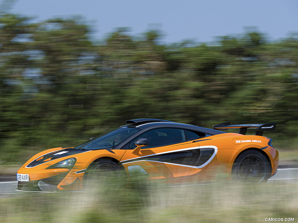 2020 McLaren 620R - Side