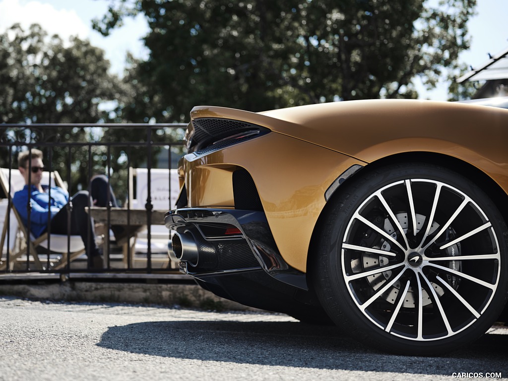 2020 McLaren GT (Color: Burnished Copper) - Detail