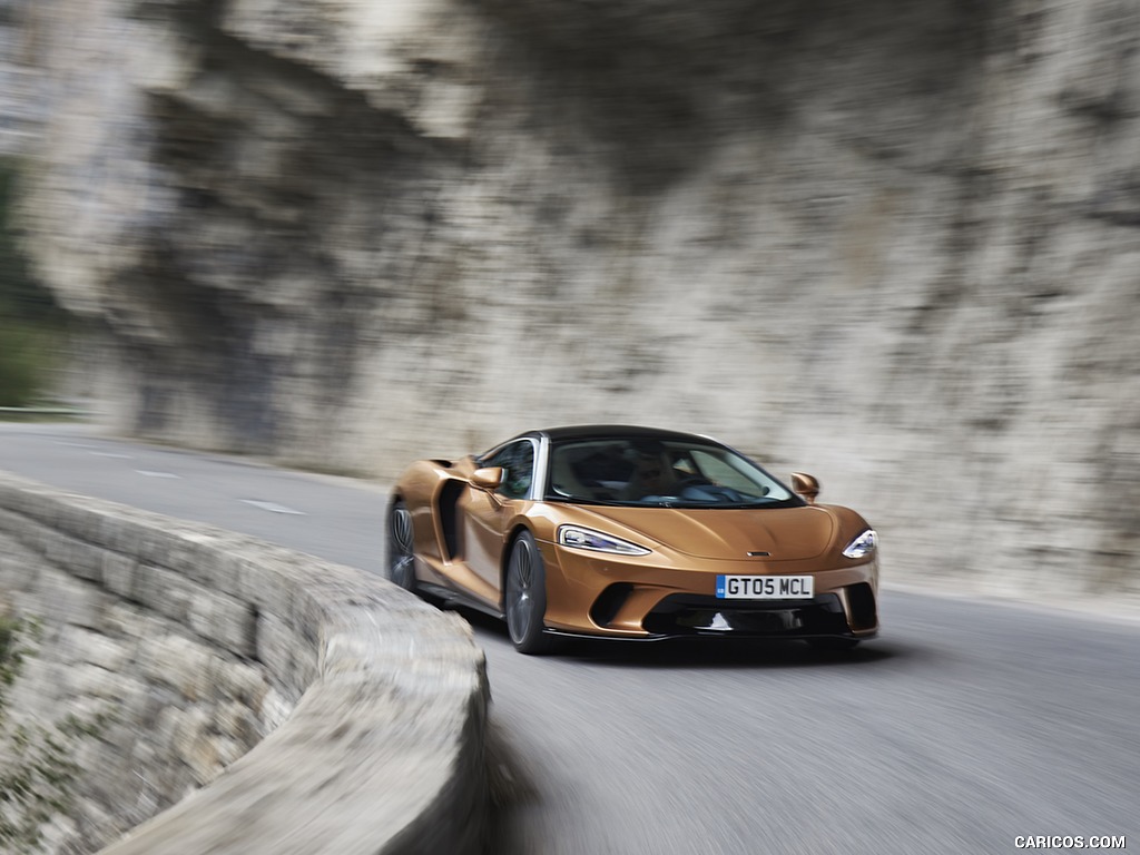 2020 McLaren GT (Color: Burnished Copper) - Front Three-Quarter