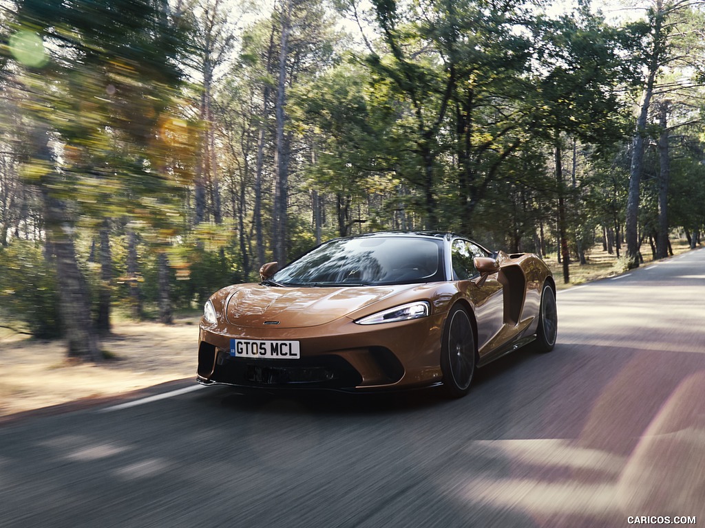 2020 McLaren GT (Color: Burnished Copper) - Front Three-Quarter