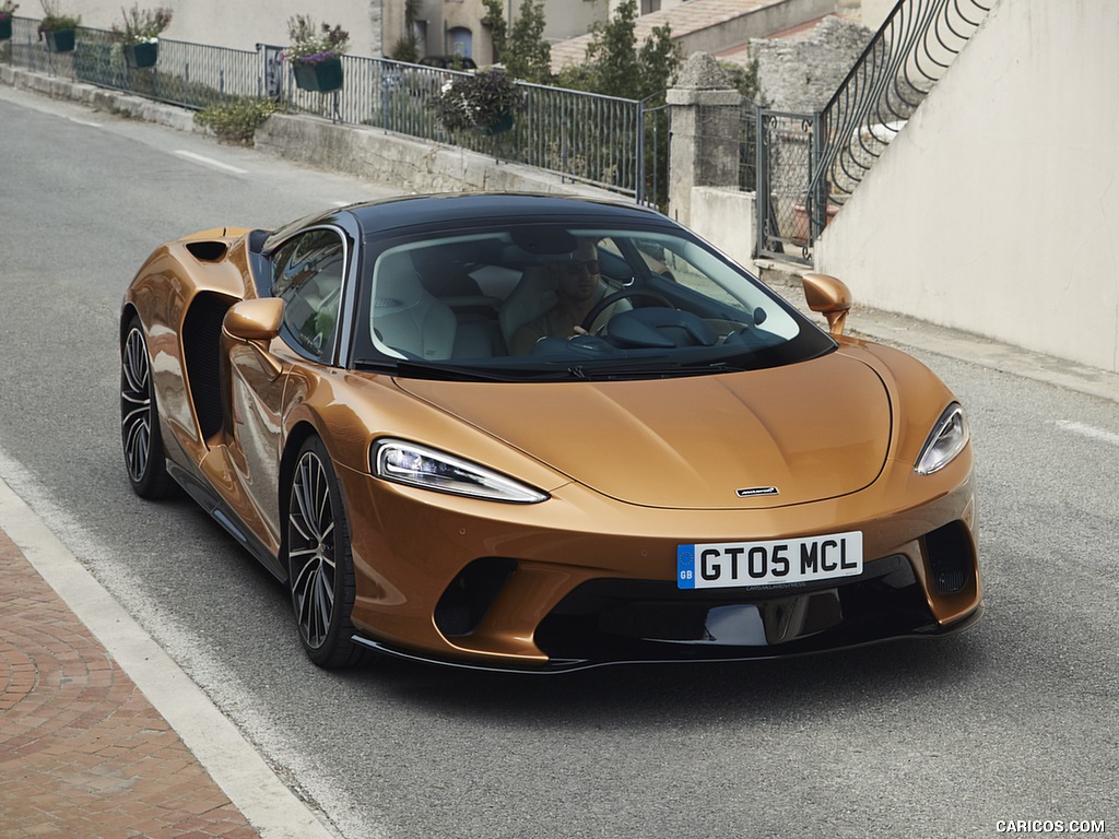 2020 McLaren GT (Color: Burnished Copper) - Front Three-Quarter