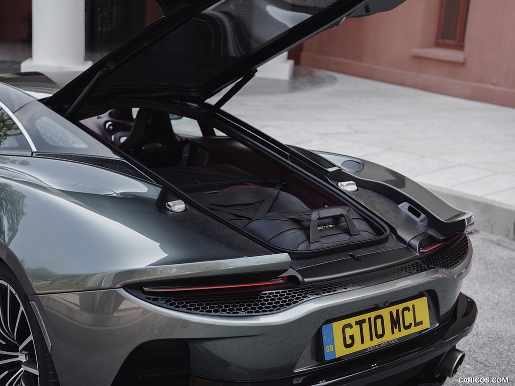 2020 McLaren GT (Color: Viridian) - Detail