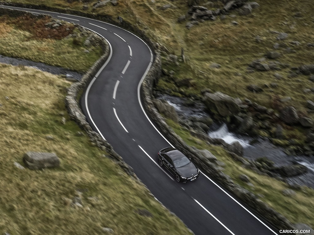 2020 Mercedes-AMG A 35 Sedan (UK-Spec) - Top