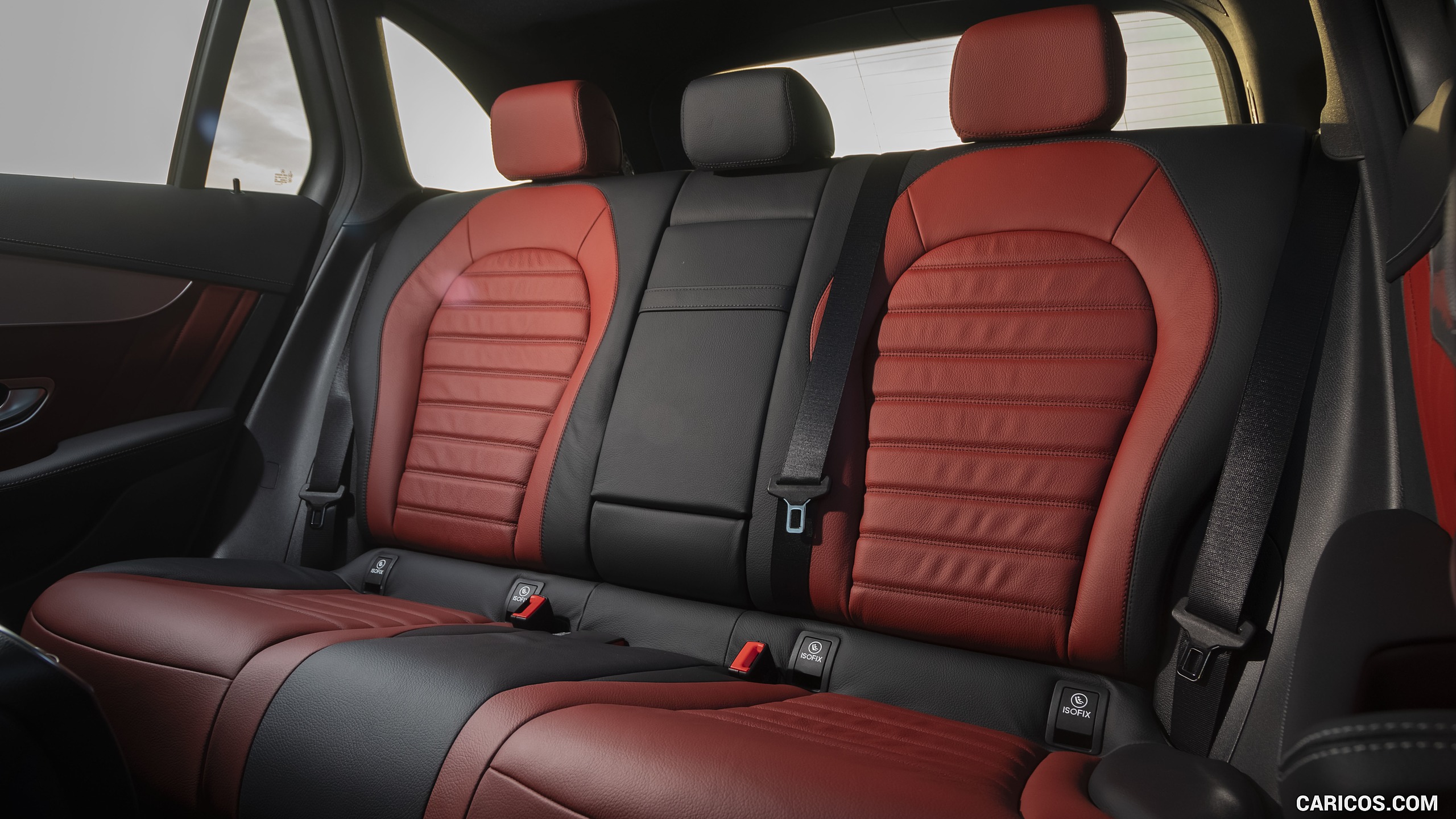 2020 Mercedes-AMG GLC 43 (US-Spec) - Interior, Rear Seats, #86 of 86