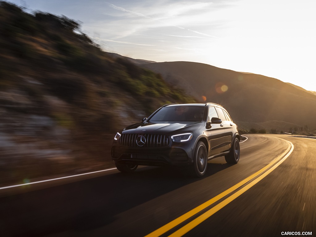 2020 Mercedes-AMG GLC 43 (US-Spec) - Front Three-Quarter