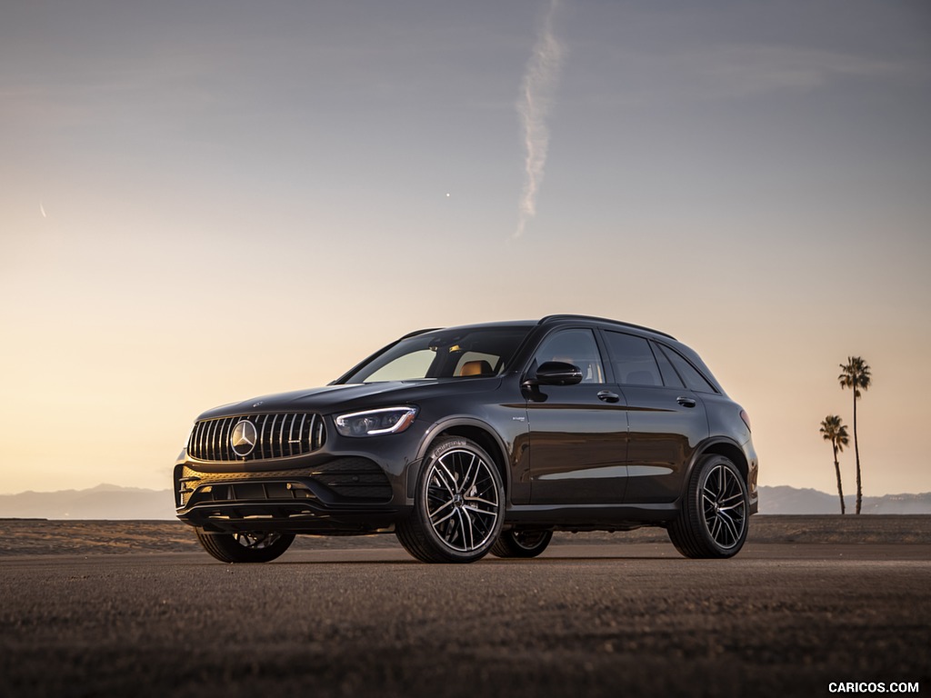 2020 Mercedes-AMG GLC 43 (US-Spec) - Front Three-Quarter