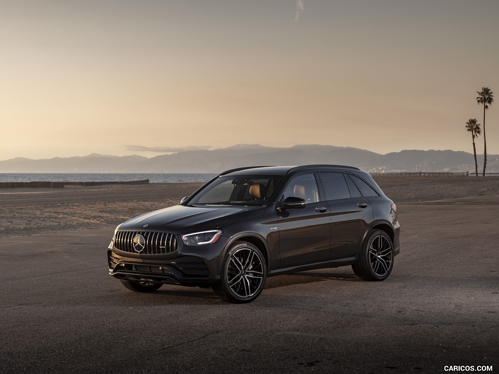 2020 Mercedes-AMG GLC 43 (US-Spec) - Front Three-Quarter