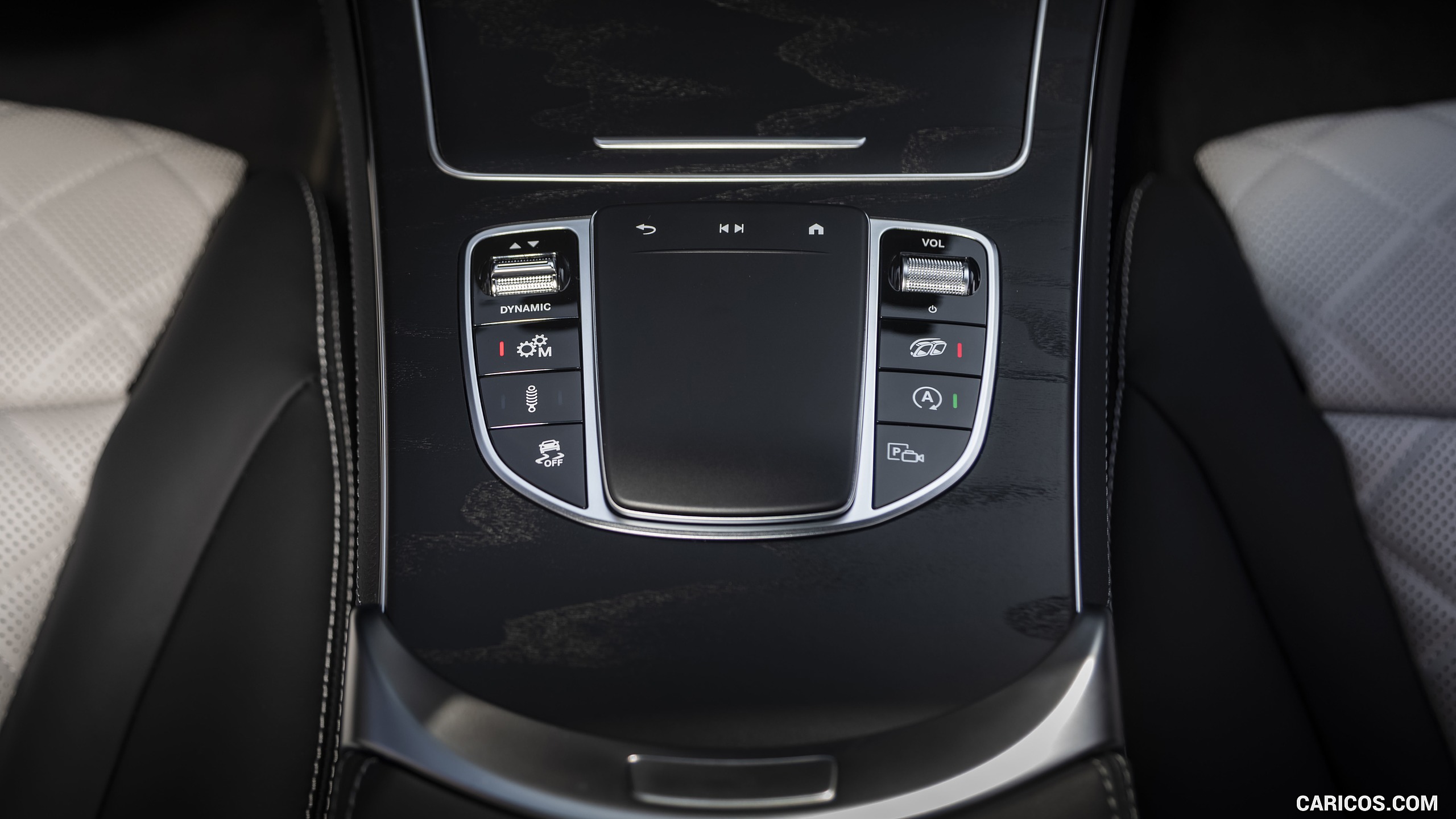2020 Mercedes-AMG GLC 43 Coupe (US-Spec) - Interior, Detail, #167 of 173
