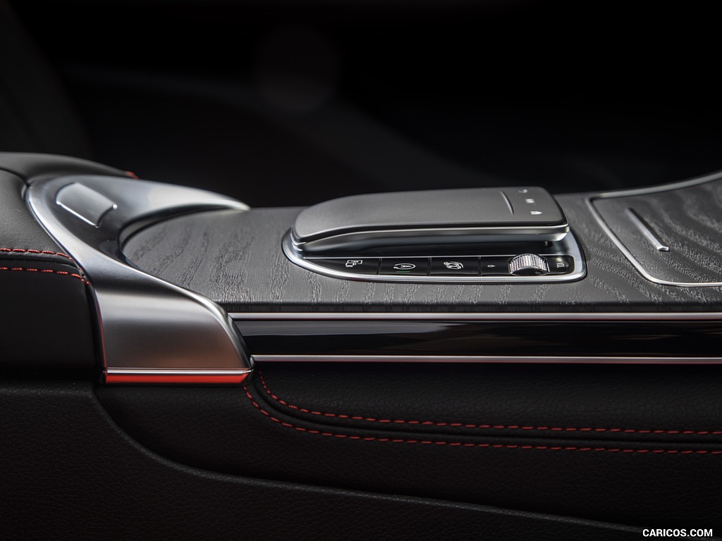 2020 Mercedes-AMG GLC 63 (US-Spec) - Interior, Detail