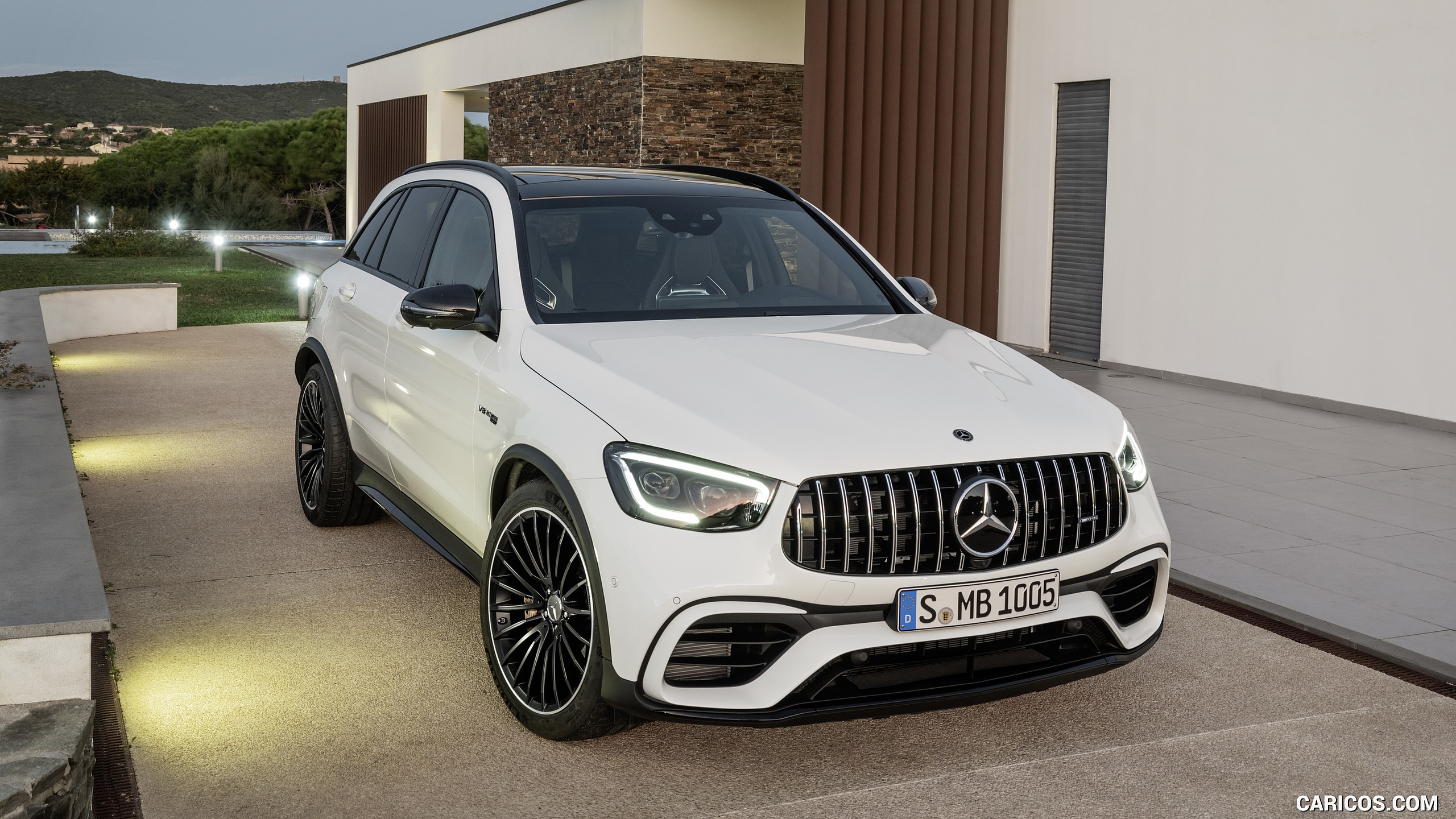 2020 Mercedes-AMG GLC 63 S 4MATIC+ - Front, #26 of 118