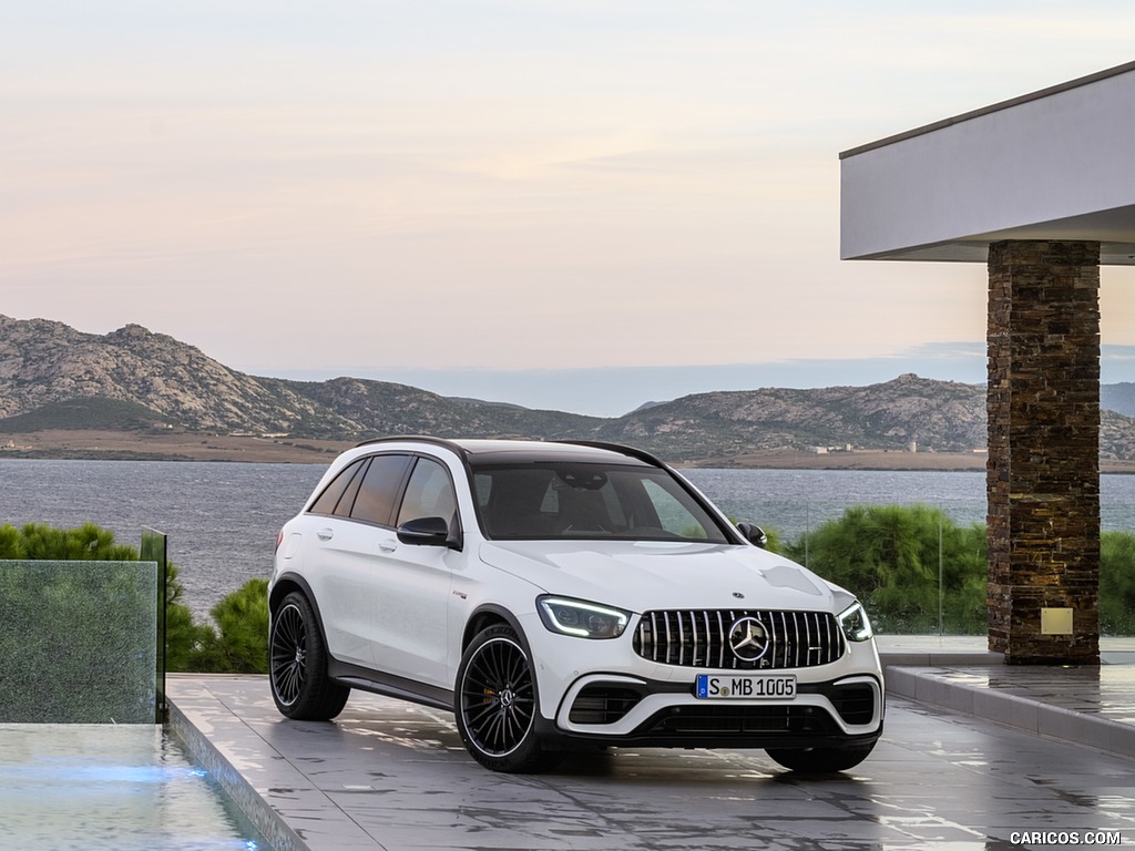 2020 Mercedes-AMG GLC 63 S 4MATIC+ - Front Three-Quarter