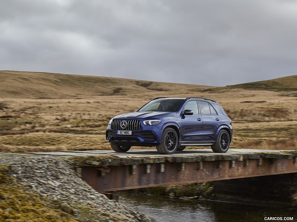 2020 Mercedes-AMG GLE 53 (UK-Spec) - Front Three-Quarter