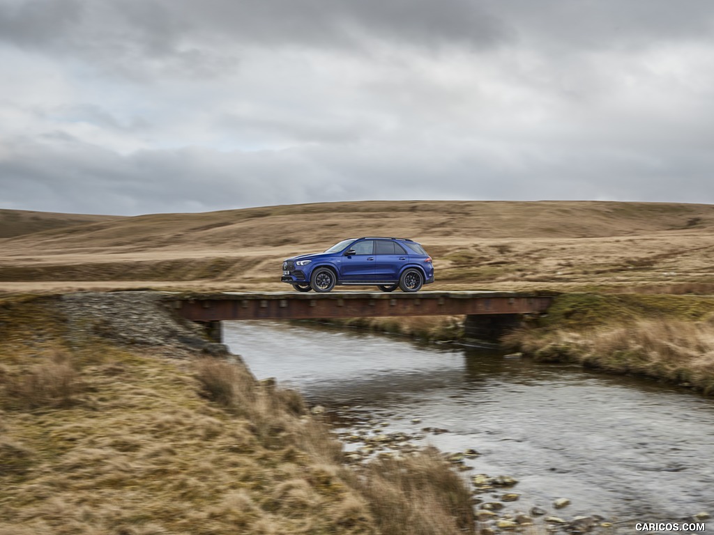 2020 Mercedes-AMG GLE 53 (UK-Spec) - Side