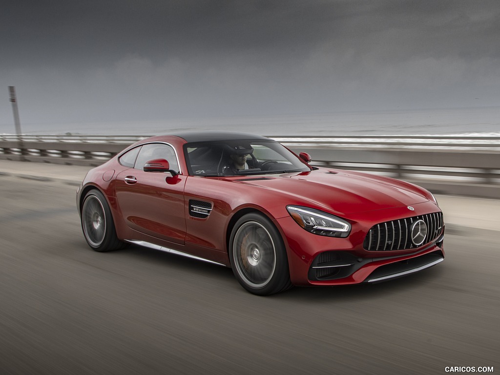 2020 Mercedes-AMG GT C Coupe (US-Spec) - Front Three-Quarter