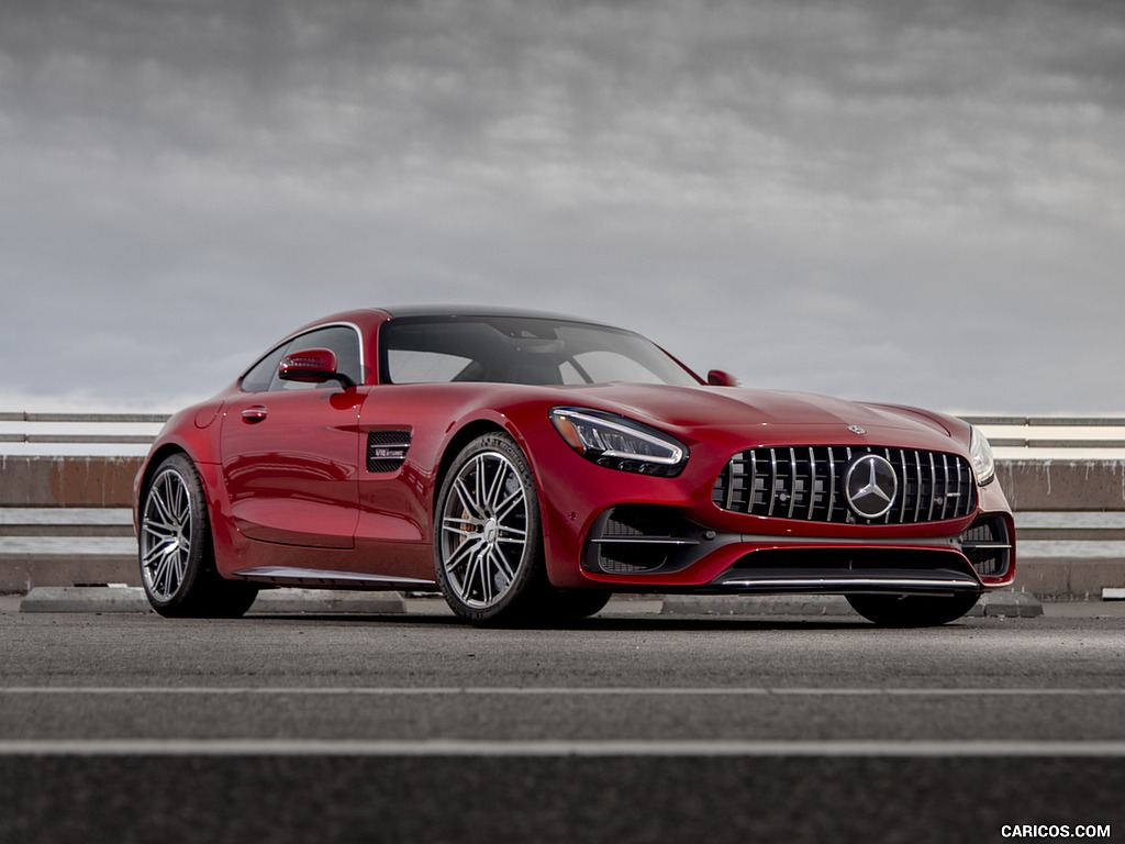 2020 Mercedes-AMG GT C Coupe (US-Spec) - Front Three-Quarter