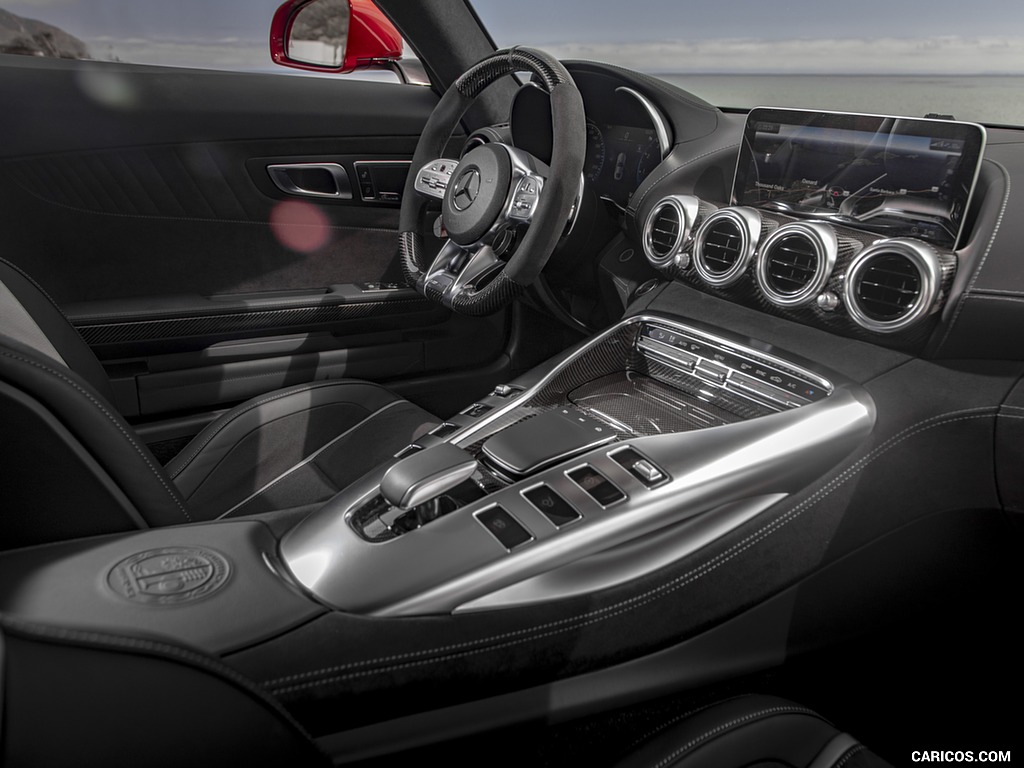 2020 Mercedes-AMG GT C Coupe (US-Spec) - Interior