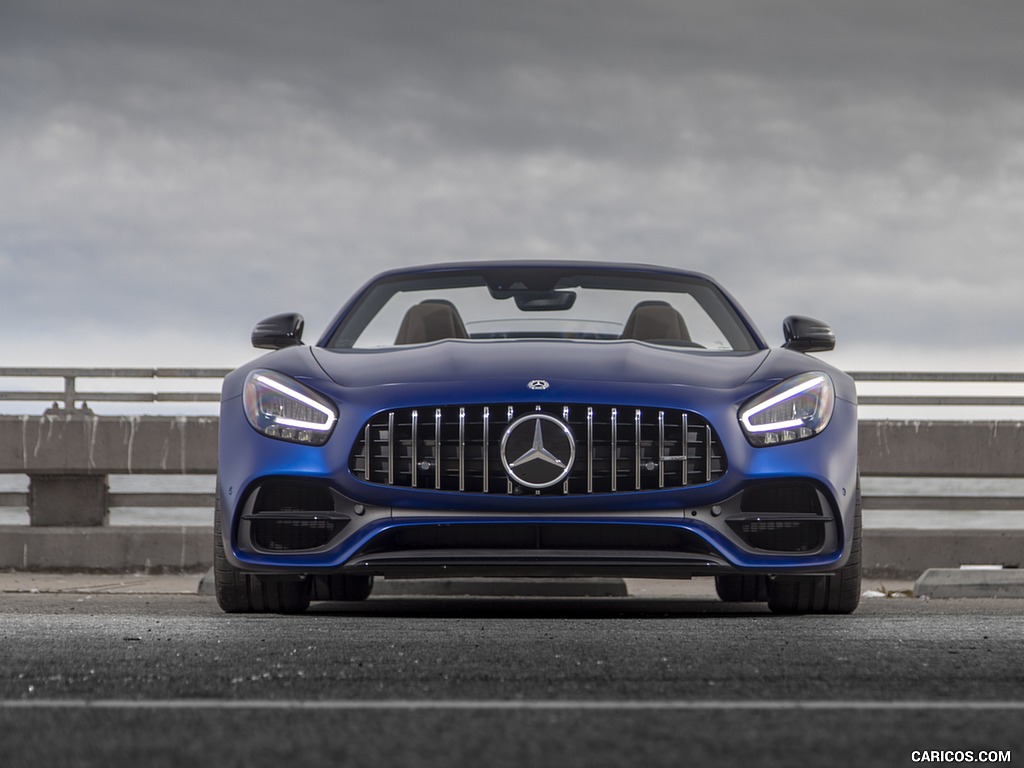 2020 Mercedes-AMG GT C Roadster (US-Spec) - Front