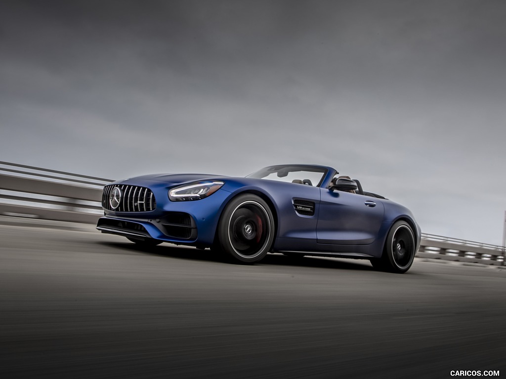 2020 Mercedes-AMG GT C Roadster (US-Spec) - Front Three-Quarter