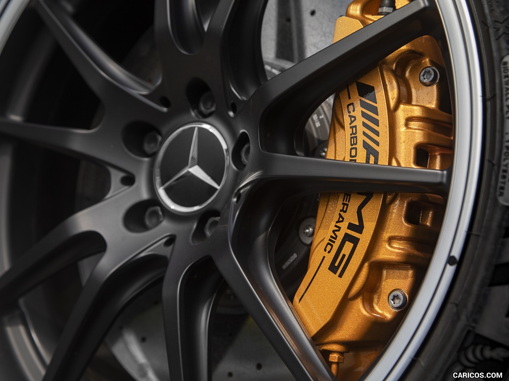 2020 Mercedes-AMG GT R Coupe (US-Spec) - Brakes