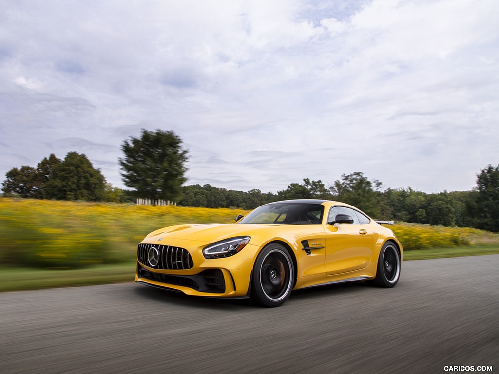 2020 Mercedes-AMG GT R Coupe (US-Spec) - Front Three-Quarter