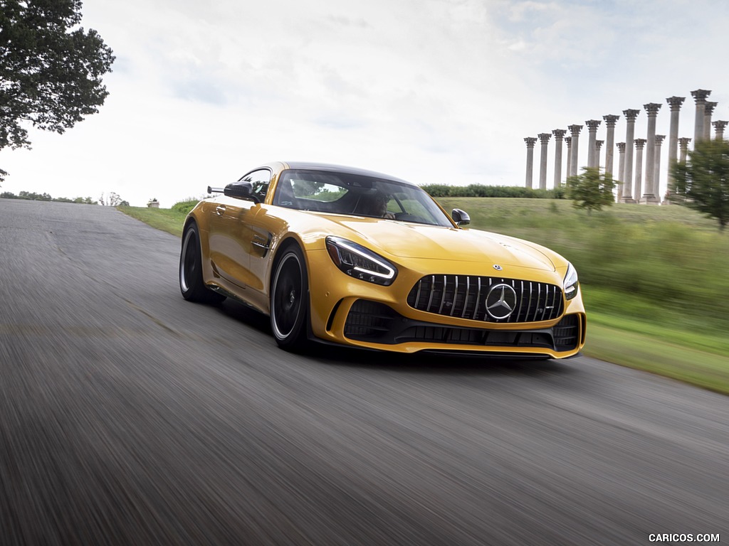 2020 Mercedes-AMG GT R Coupe (US-Spec) - Front Three-Quarter