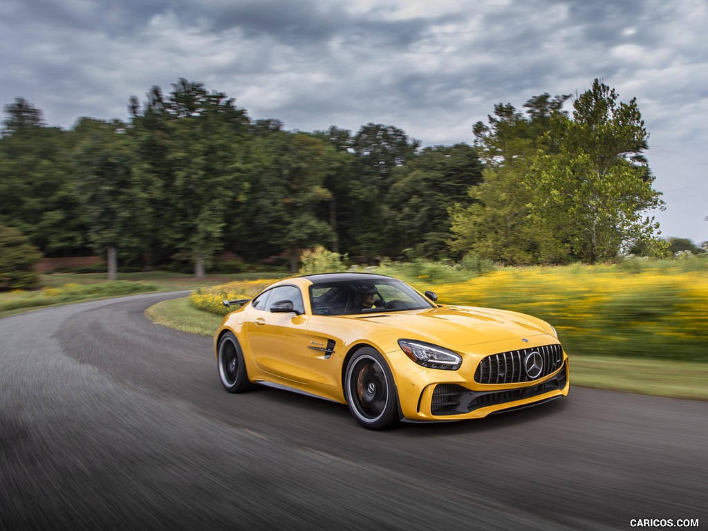 2020 Mercedes-AMG GT R Coupe (US-Spec) - Front Three-Quarter