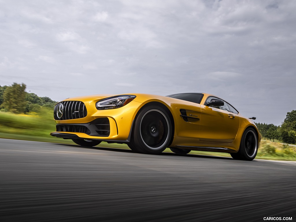 2020 Mercedes-AMG GT R Coupe (US-Spec) - Front Three-Quarter