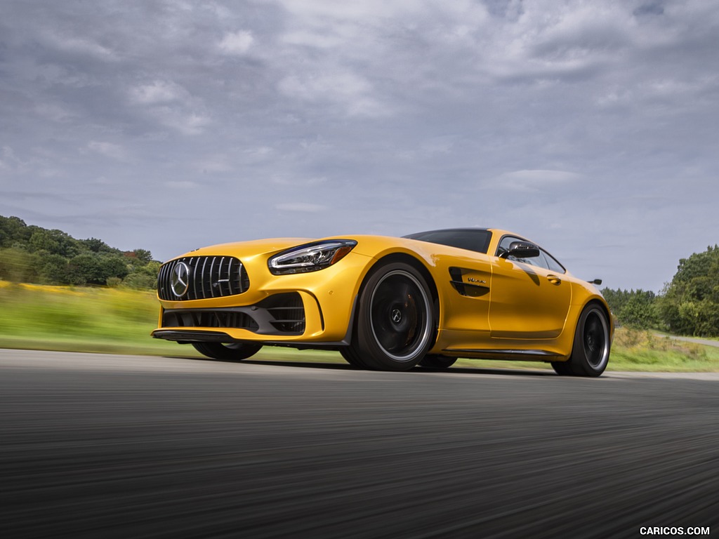 2020 Mercedes-AMG GT R Coupe (US-Spec) - Front Three-Quarter