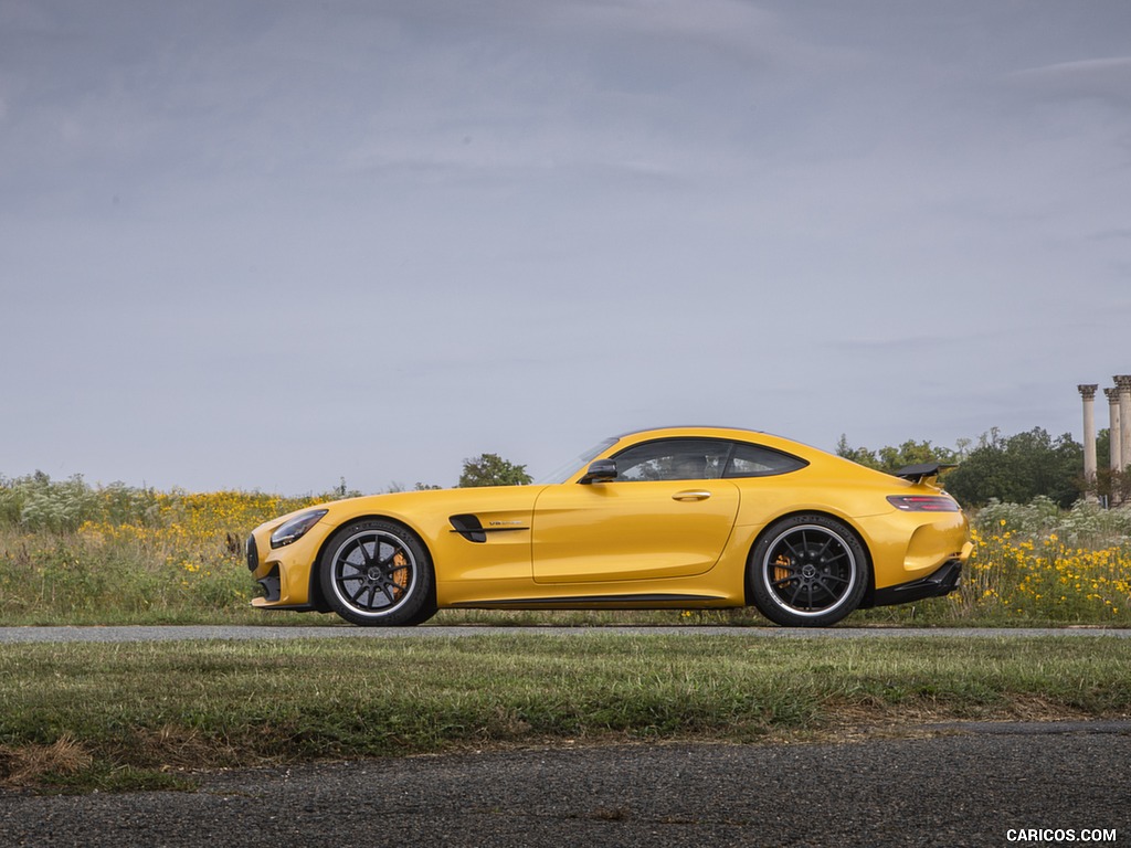 2020 Mercedes-AMG GT R Coupe (US-Spec) - Side