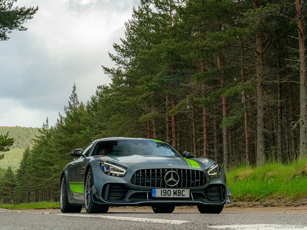 2020 Mercedes-AMG GT R Pro (UK-Spec) - Front