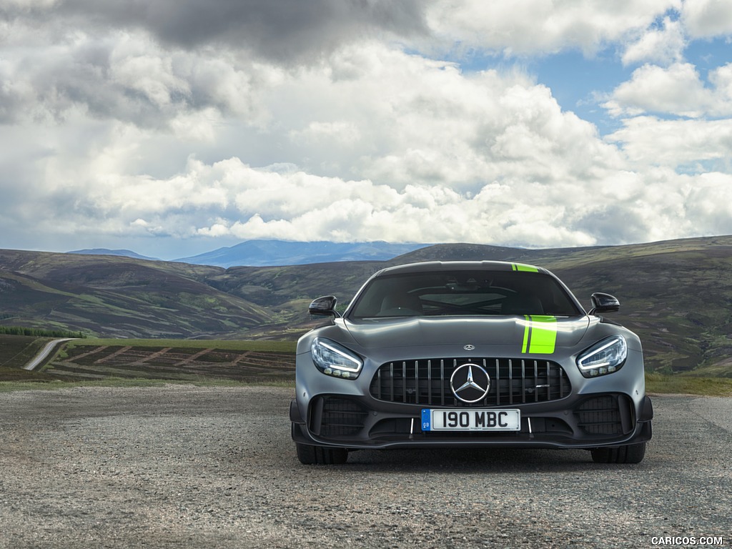 2020 Mercedes-AMG GT R Pro (UK-Spec) - Front