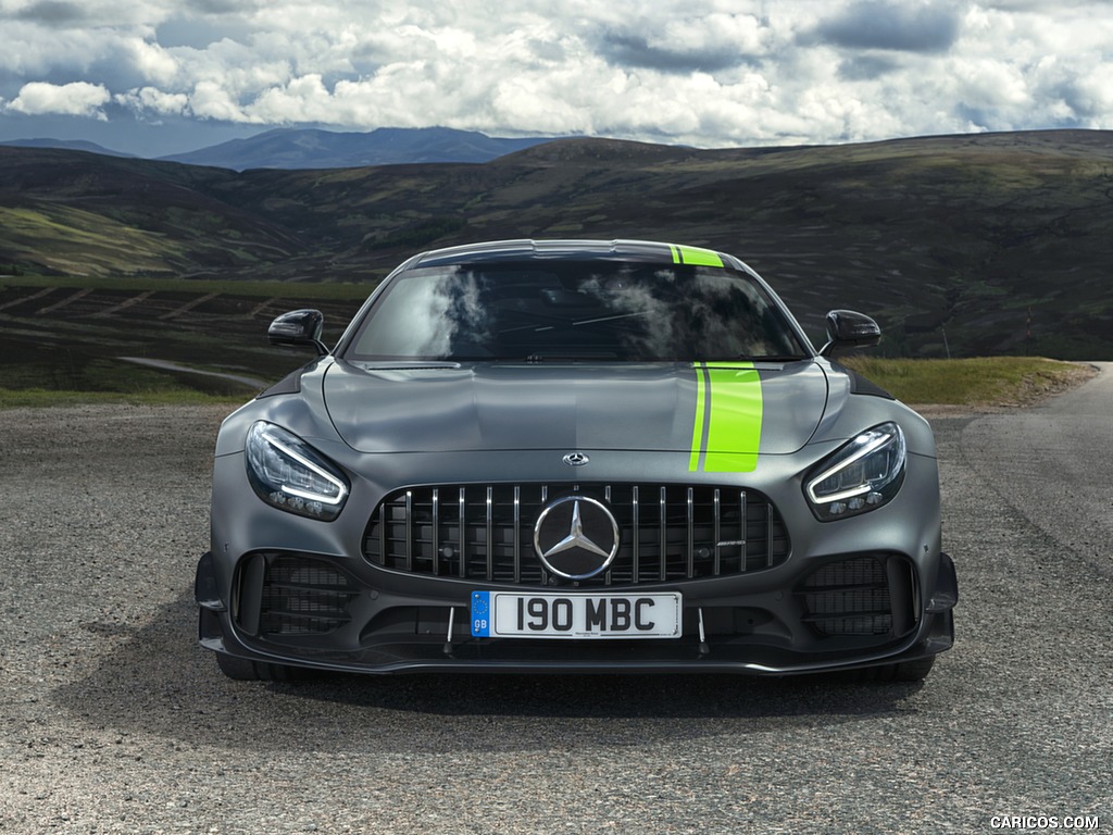 2020 Mercedes-AMG GT R Pro (UK-Spec) - Front