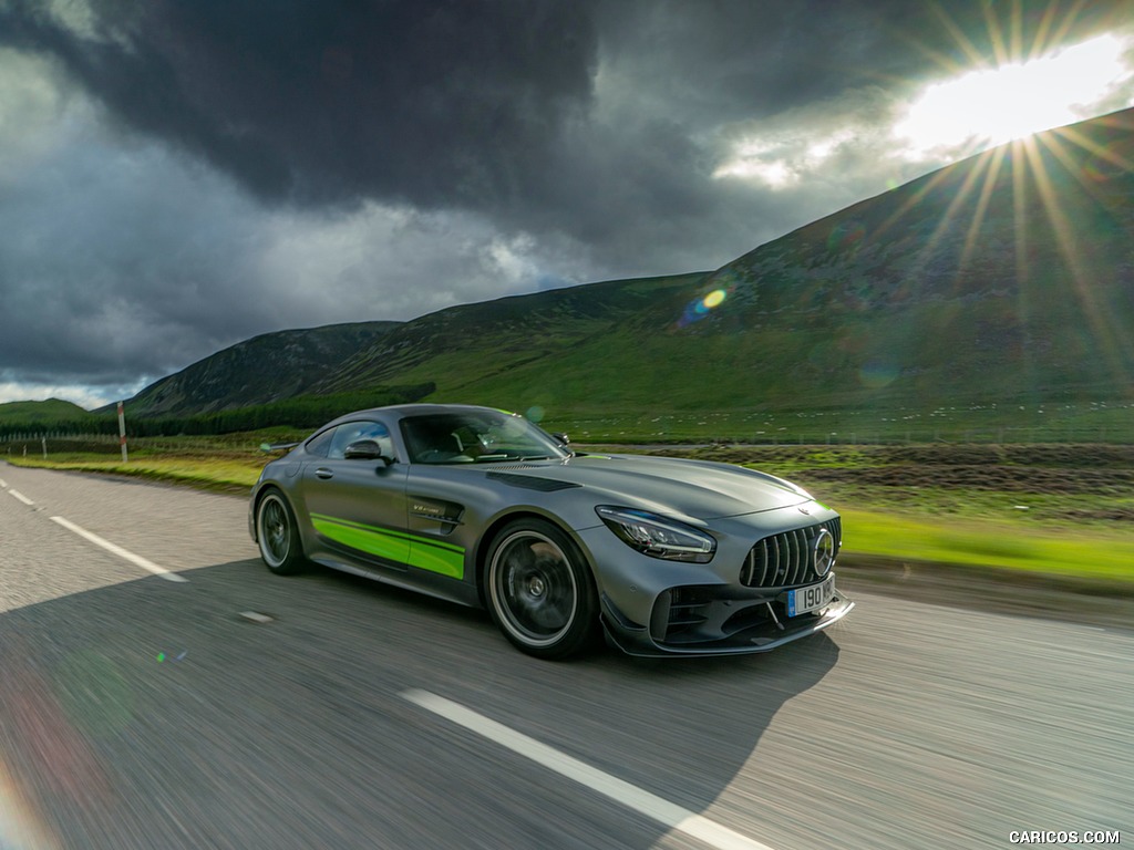 2020 Mercedes-AMG GT R Pro (UK-Spec) - Front Three-Quarter