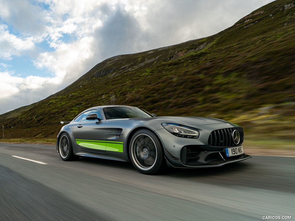 2020 Mercedes-AMG GT R Pro (UK-Spec) - Front Three-Quarter