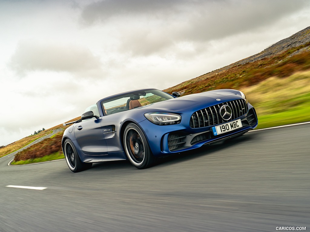 2020 Mercedes-AMG GT R Roadster (UK-Spec) - Front Three-Quarter